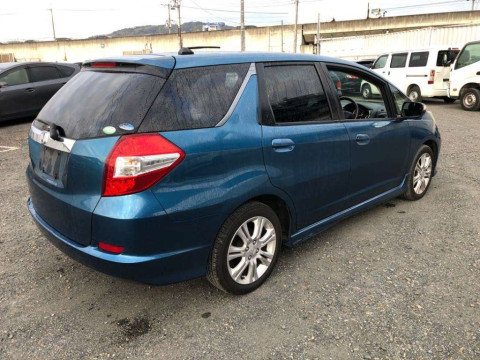 2011 Honda Fit Shuttle GG7[1]