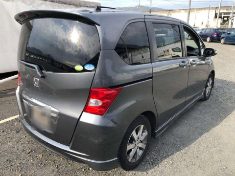 2008 Honda Freed GB3[1]