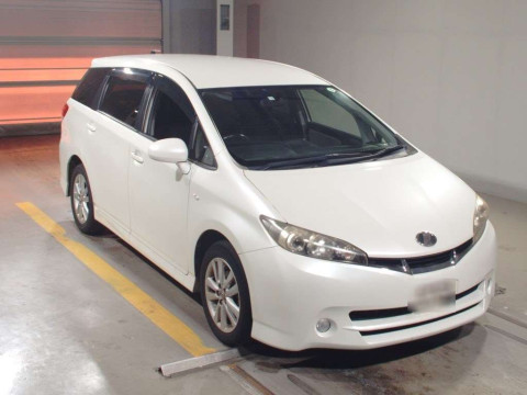 2010 Toyota Wish ZGE20W[2]