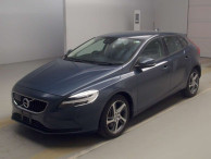 2018 Volvo V40