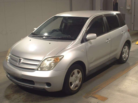 2003 Toyota IST NCP60[0]