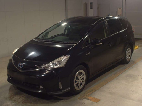 2015 Toyota Prius alpha ZVW41W[0]