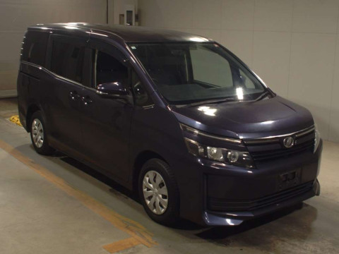 2014 Toyota Voxy ZRR80G[2]