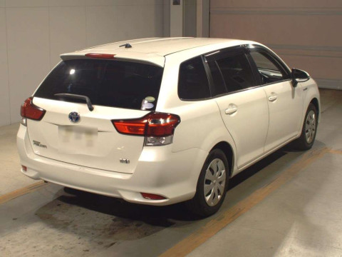 2015 Toyota Corolla Fielder NKE165G[1]