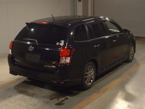 2013 Toyota Corolla Fielder NKE165G[1]