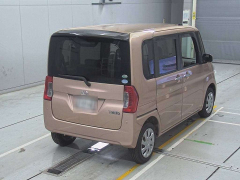 2017 Daihatsu Tanto LA600S[1]