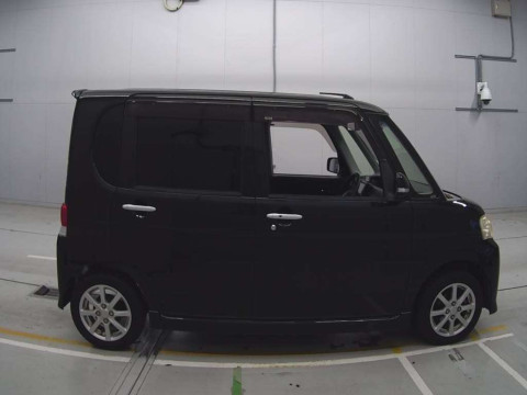 2012 Daihatsu Tanto L375S[2]