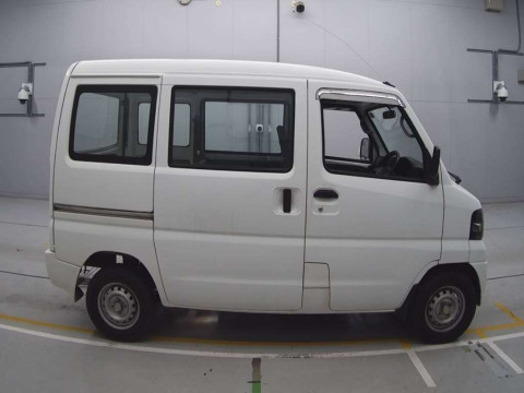 2011 Mitsubishi Minicab Van U61V[2]