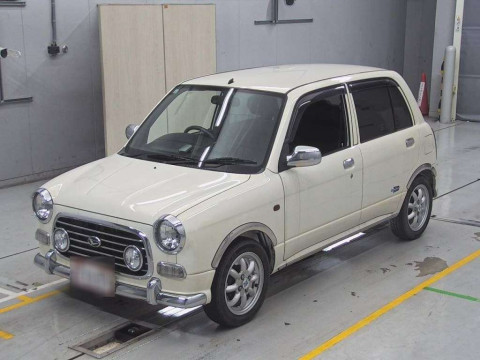 2004 Daihatsu Miragino L700S[0]