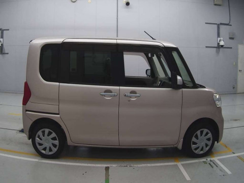 2013 Daihatsu Tanto LA600S[2]