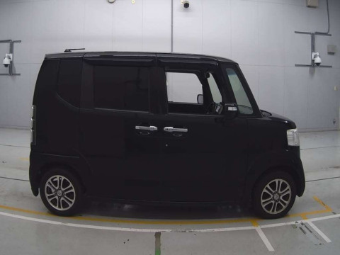 2013 Honda N-BOX JF1[2]