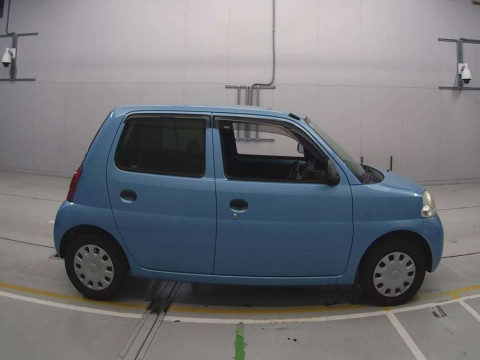 2011 Daihatsu Esse L235S[2]