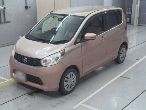 2013 Nissan DAYZ B21W[0]