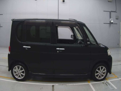 2012 Daihatsu Tanto L375S[2]