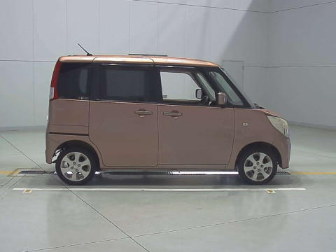 2009 Suzuki Palette MK21S[2]