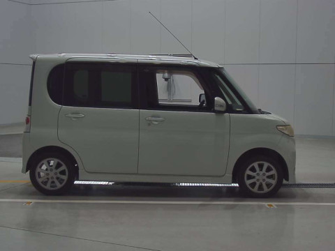 2009 Daihatsu Tanto Custom L375S[2]