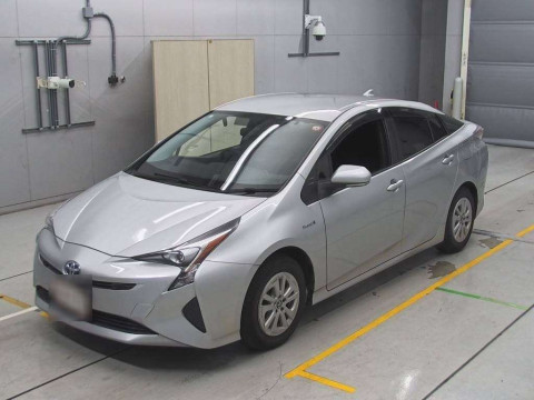 2016 Toyota Prius ZVW51[0]