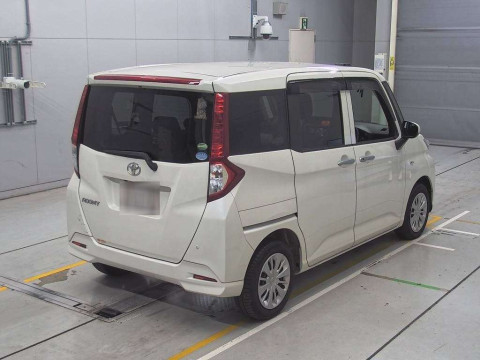 2017 Toyota Roomy M900A[1]