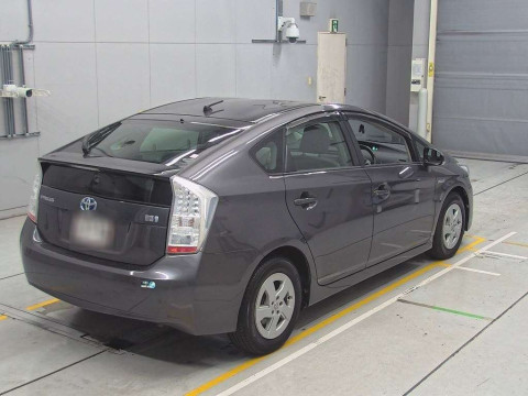 2011 Toyota Prius ZVW30[1]