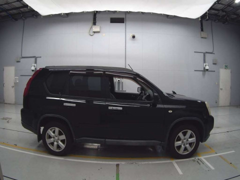 2010 Nissan X-Trail NT31[2]