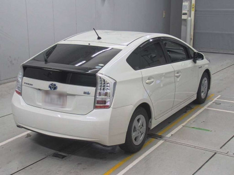 2010 Toyota Prius ZVW30[1]