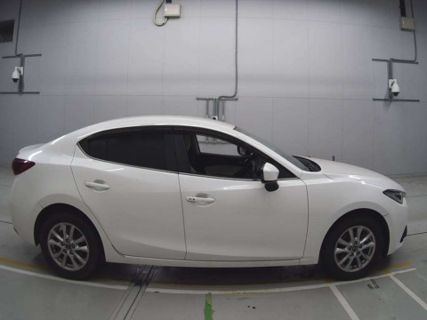 2013 Mazda Axela Hybrid BYEFP[2]