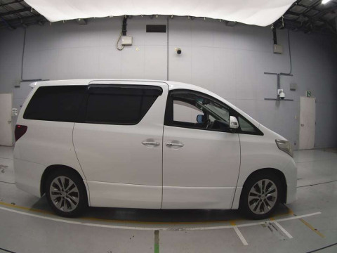 2010 Toyota Alphard ANH20W[2]