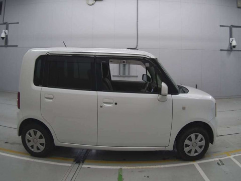 2012 Daihatsu Move Conte L575S[2]