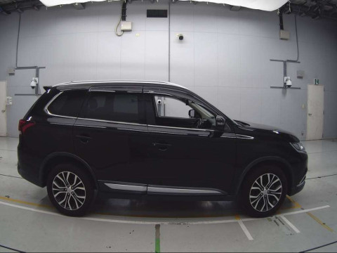 2015 Mitsubishi Outlander GF7W[2]