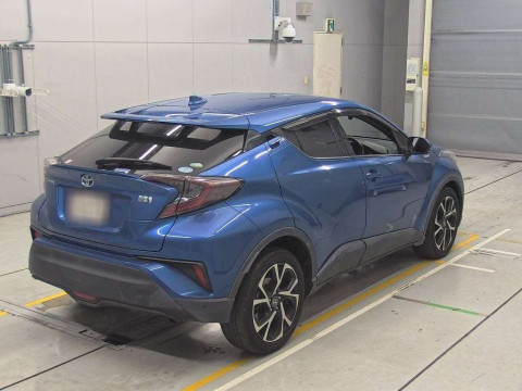 2018 Toyota C-HR ZYX10[1]