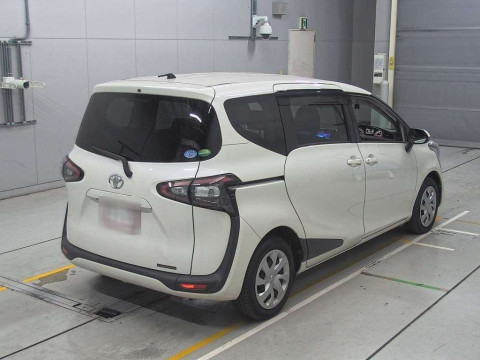 2016 Toyota Sienta NSP170G[1]