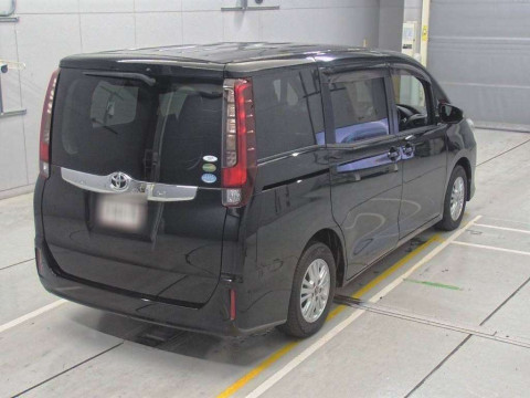 2016 Toyota Noah ZRR80G[1]