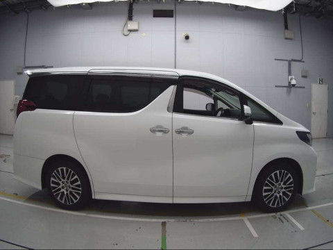 2015 Toyota Alphard GGH30W[2]