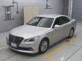 2013 Toyota Crown Hybrid