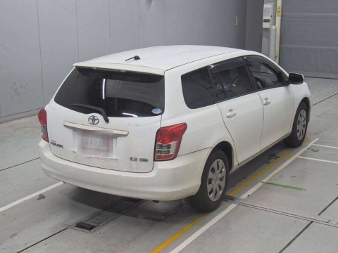 2011 Toyota Corolla Fielder ZRE142G[1]