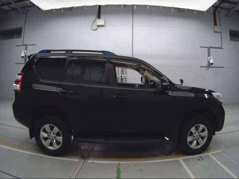 2013 Toyota Land Cruiser Prado TRJ150W[2]