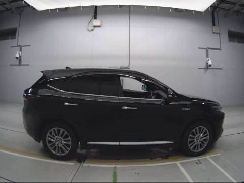 2014 Toyota Harrier Hybrid AVU65W[2]