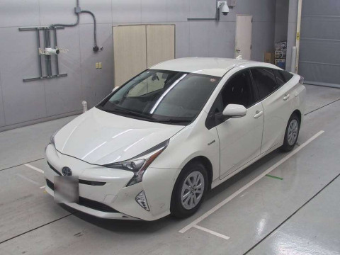 2018 Toyota Prius ZVW50[0]