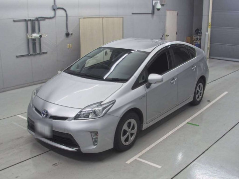 2015 Toyota Prius ZVW30[0]