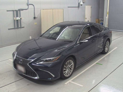 2020 Lexus ES AXZH10[0]