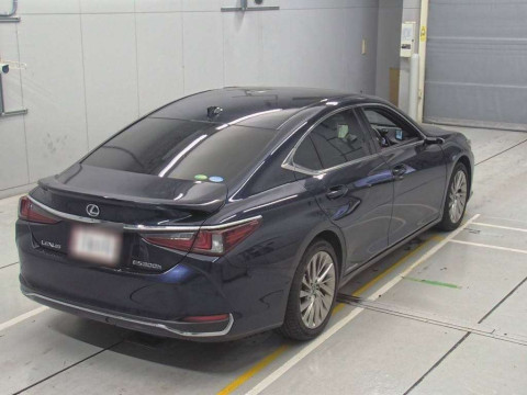 2020 Lexus ES AXZH10[1]