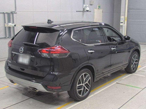 2020 Nissan X-Trail T32[1]