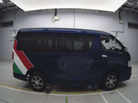 2018 Toyota Hiace Wagon TRH214W[2]