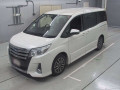 2014 Toyota Noah