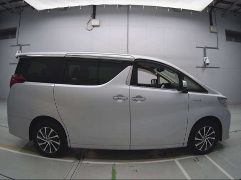 2016 Toyota Alphard Hybrid AYH30W[2]