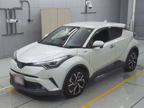 2018 Toyota C-HR ZYX10[0]