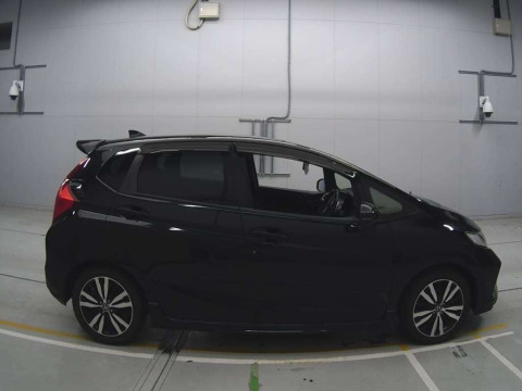 2017 Honda Fit GK5[2]