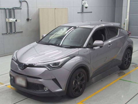 2019 Toyota C-HR ZYX10[0]