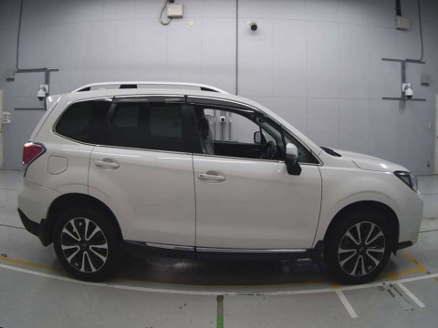 2016 Subaru Forester SJG[2]