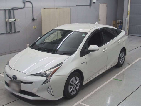 2016 Toyota Prius ZVW51[0]